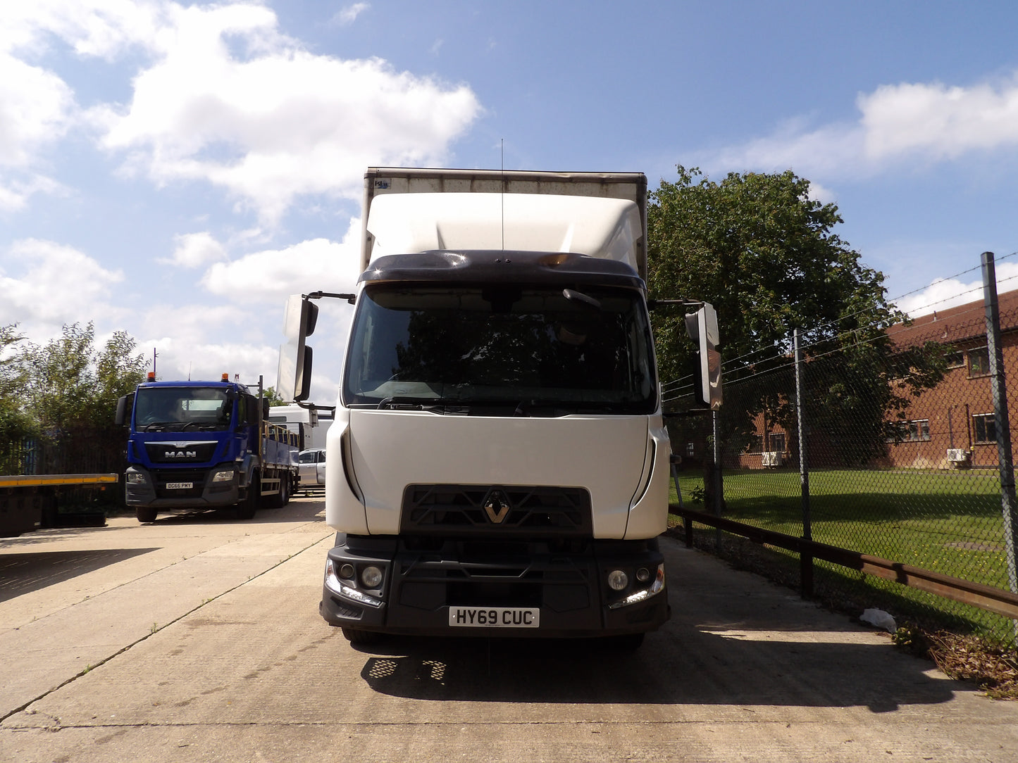 Renault Trucks Range D 240 Curtain Side Rigid Truck – 2019