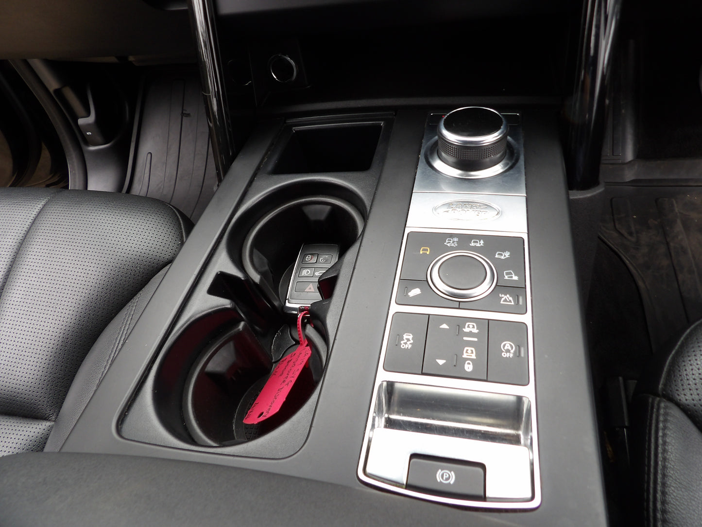 Land Rover Discovery 3.0 SD V6 SE Auto 4WD Euro 6 β 2019