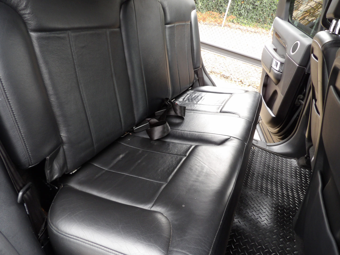 Land Rover Discovery 3.0 SD V6 SE Auto 4WD Euro 6 β 2019