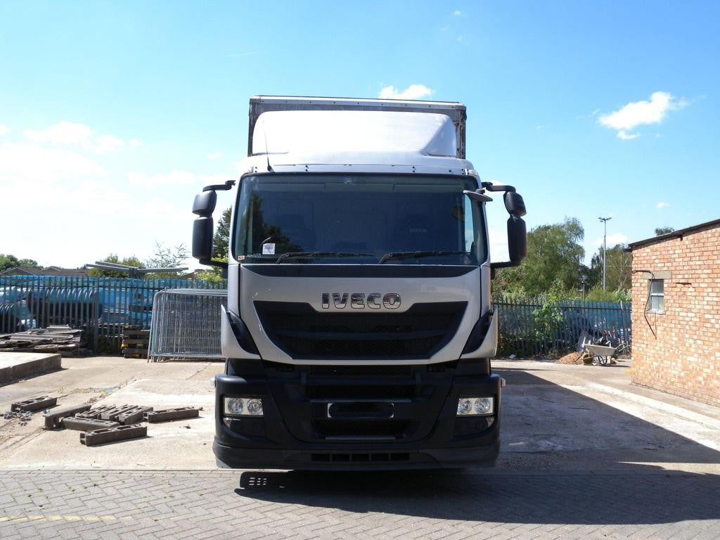 Iveco Stralis 330 Curtain Side Rigid Truck – 2014