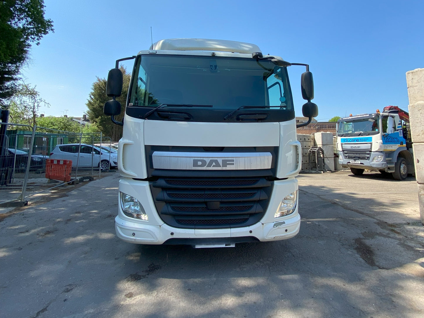 DAF CF 250 4x2 Temperature Controlled Rigid Truck – 2016