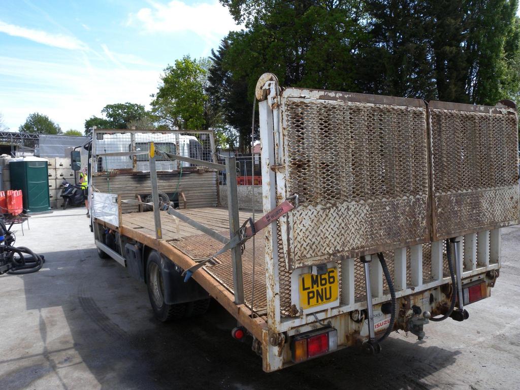 Isuzu Forward N75.190 L Beavertail – 2017