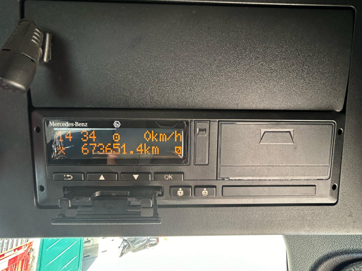 Mercedes-Benz Actros 2546 Sleeper Cab Tractor Unit – 2019