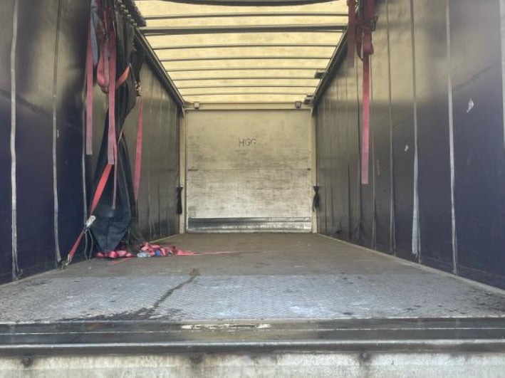 DAF LF 260 Curtain Side Rigid Truck β 2017