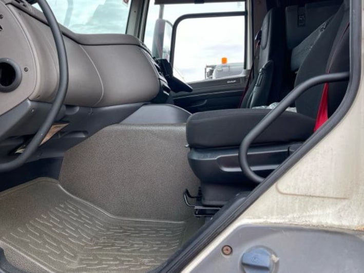 DAF CF 340 Box Rigid Truck β 2019