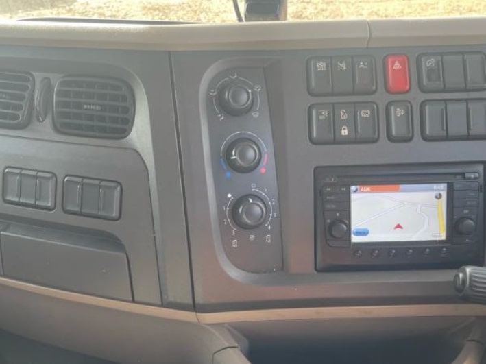 DAF LF 180 Curtain Side Rigid Truck β 2019