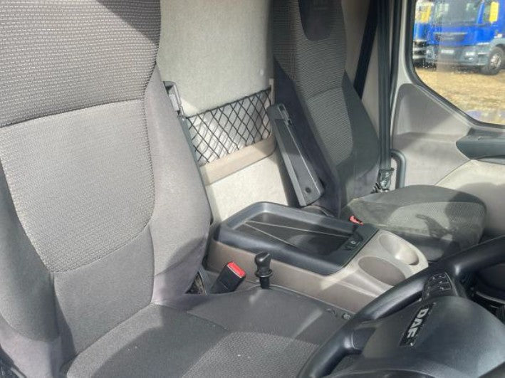 DAF LF 260 Curtain Side Rigid Truck β 2017