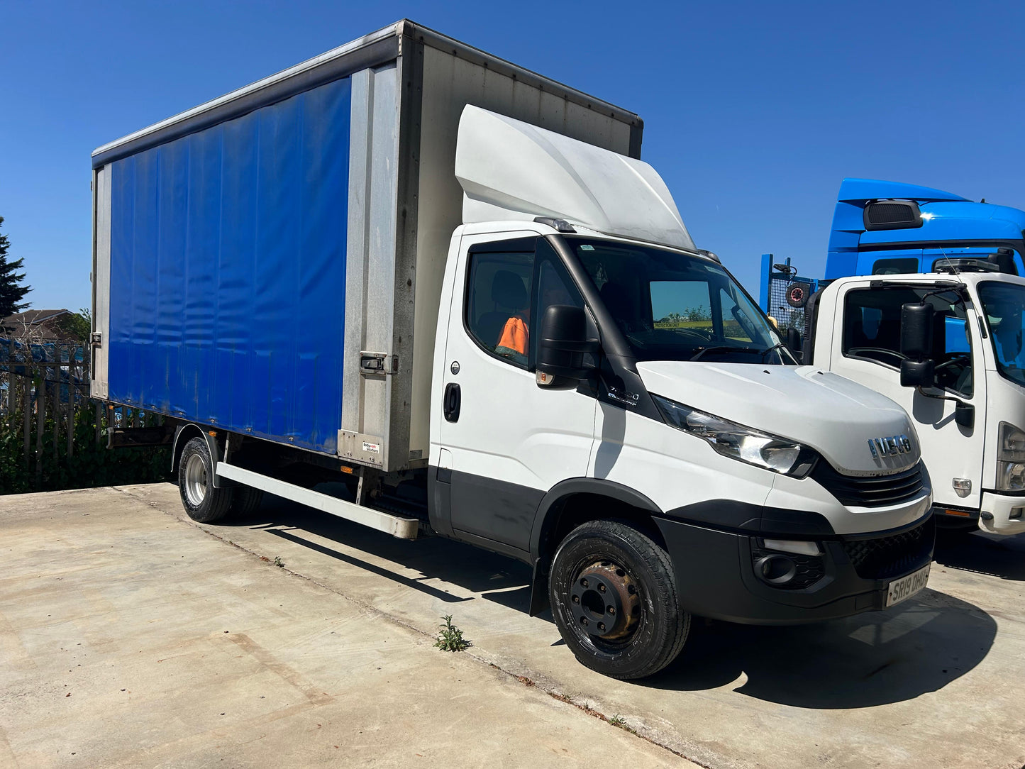 Iveco Daily 72C Curtain Side Rigid Truck – 2019
