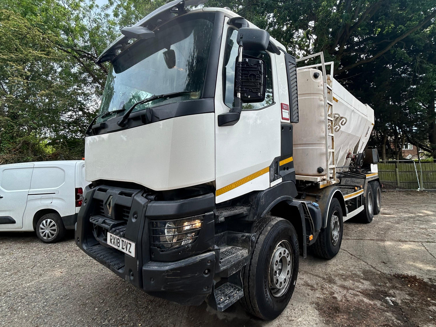 Renault Trucks Range C430 Volumetric Concrete Mixer – 2018