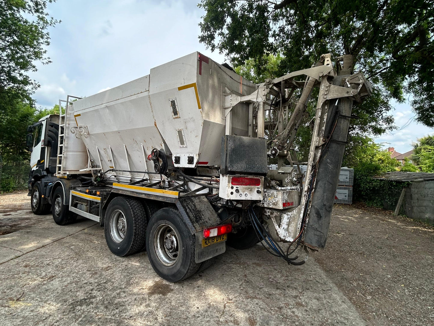 Renault Trucks Range C430 Volumetric Concrete Mixer – 2018