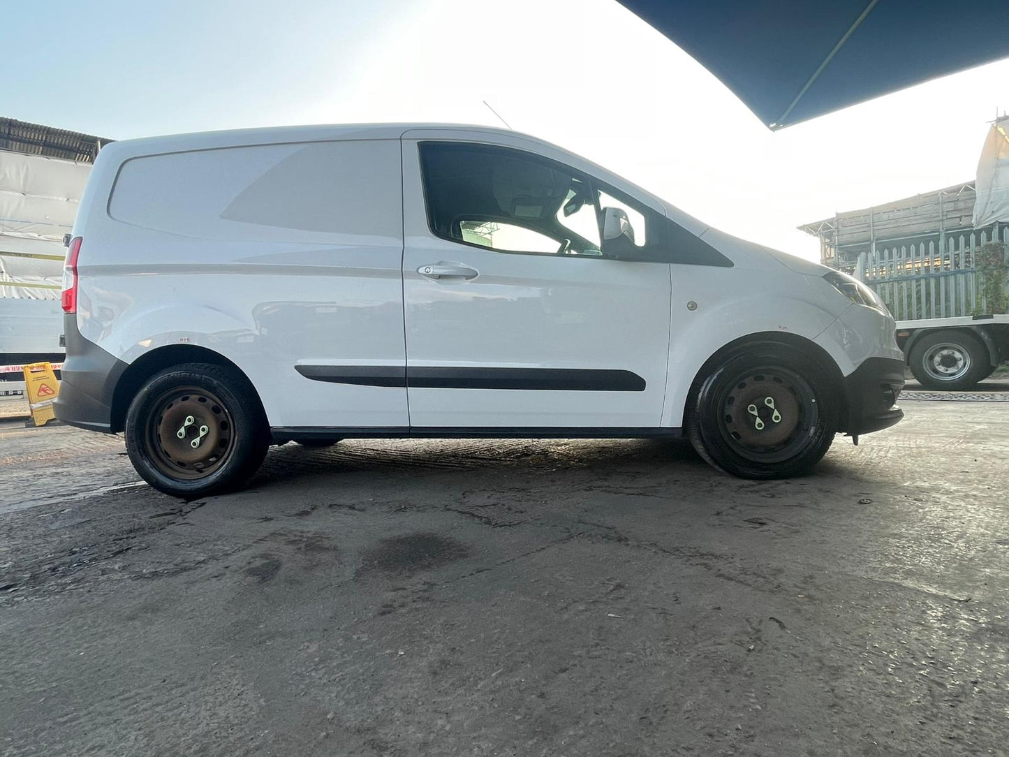Ford Transit Courier 1.5 TDCi Trend L1 Euro 6 Panel Van – 2018