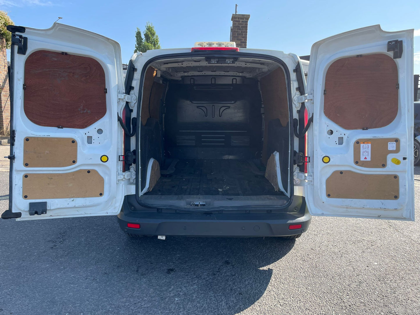 Ford Transit Connect 1.5 240 EcoBlue Trend L2 Euro 6 Panel Van – 2019