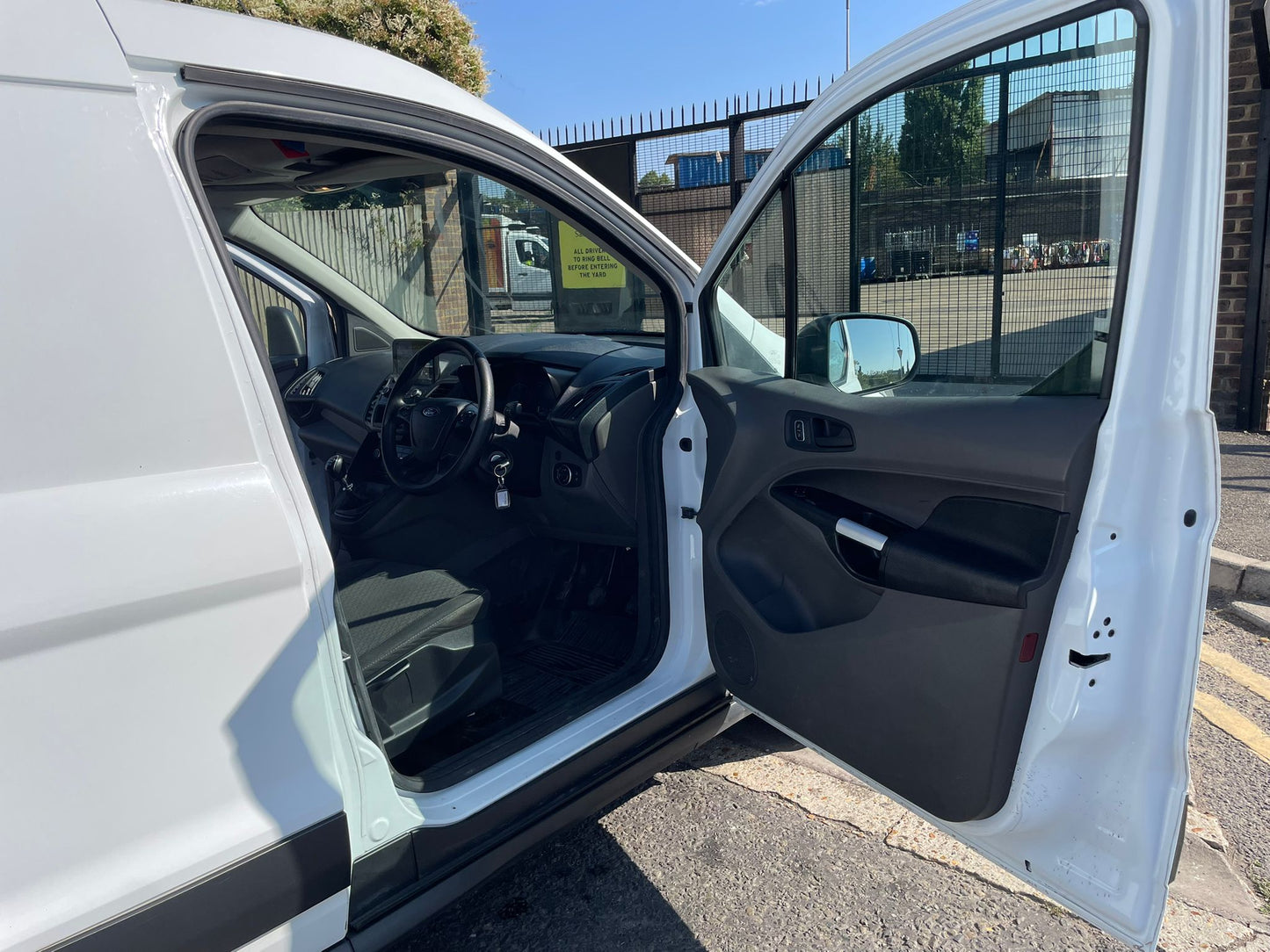 Ford Transit Connect 1.5 240 EcoBlue Trend L2 Euro 6 Panel Van – 2019