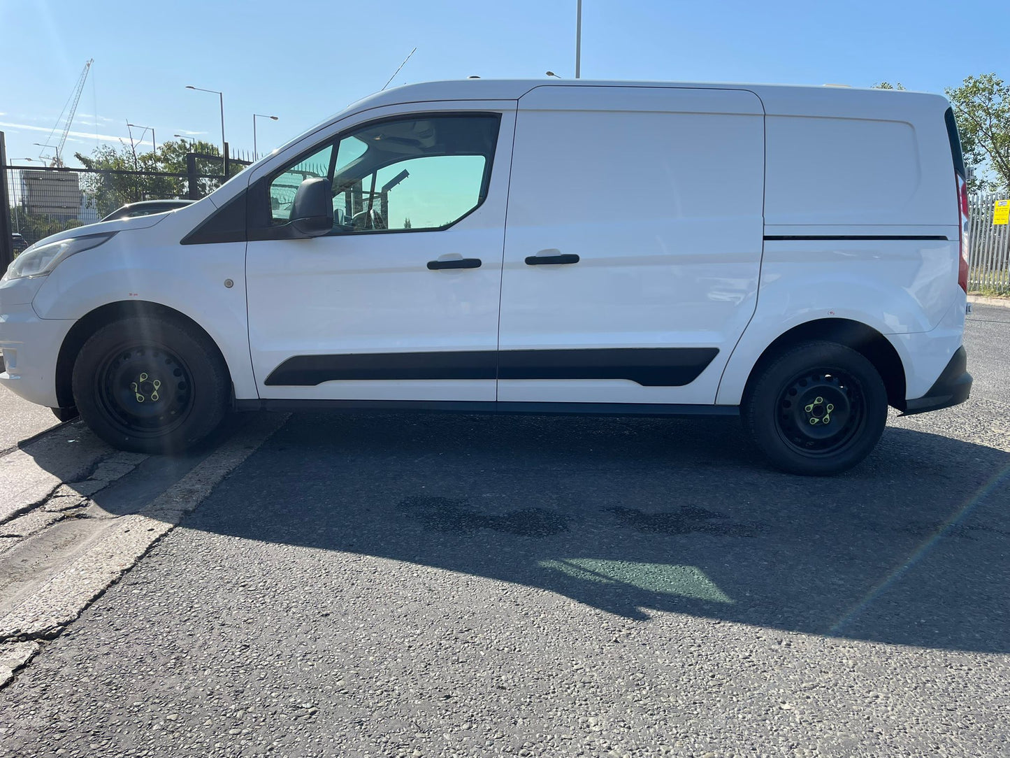 Ford Transit Connect 1.5 240 EcoBlue Trend L2 Euro 6 Panel Van – 2019