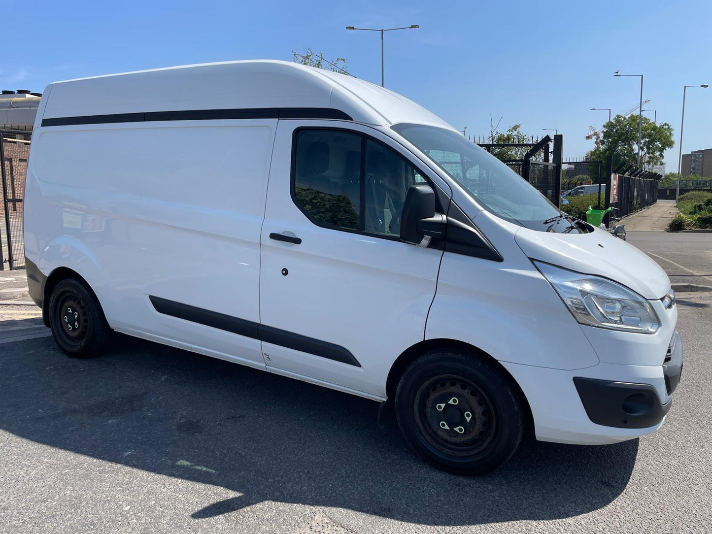 Ford Transit Custom 2.0 TDCi 340 Trend L2 H2 Panel Van – 2017