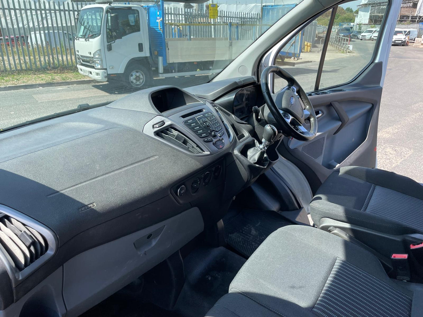 Ford Transit Custom 2.0 TDCi 340 Trend L2 H2 Panel Van – 2017