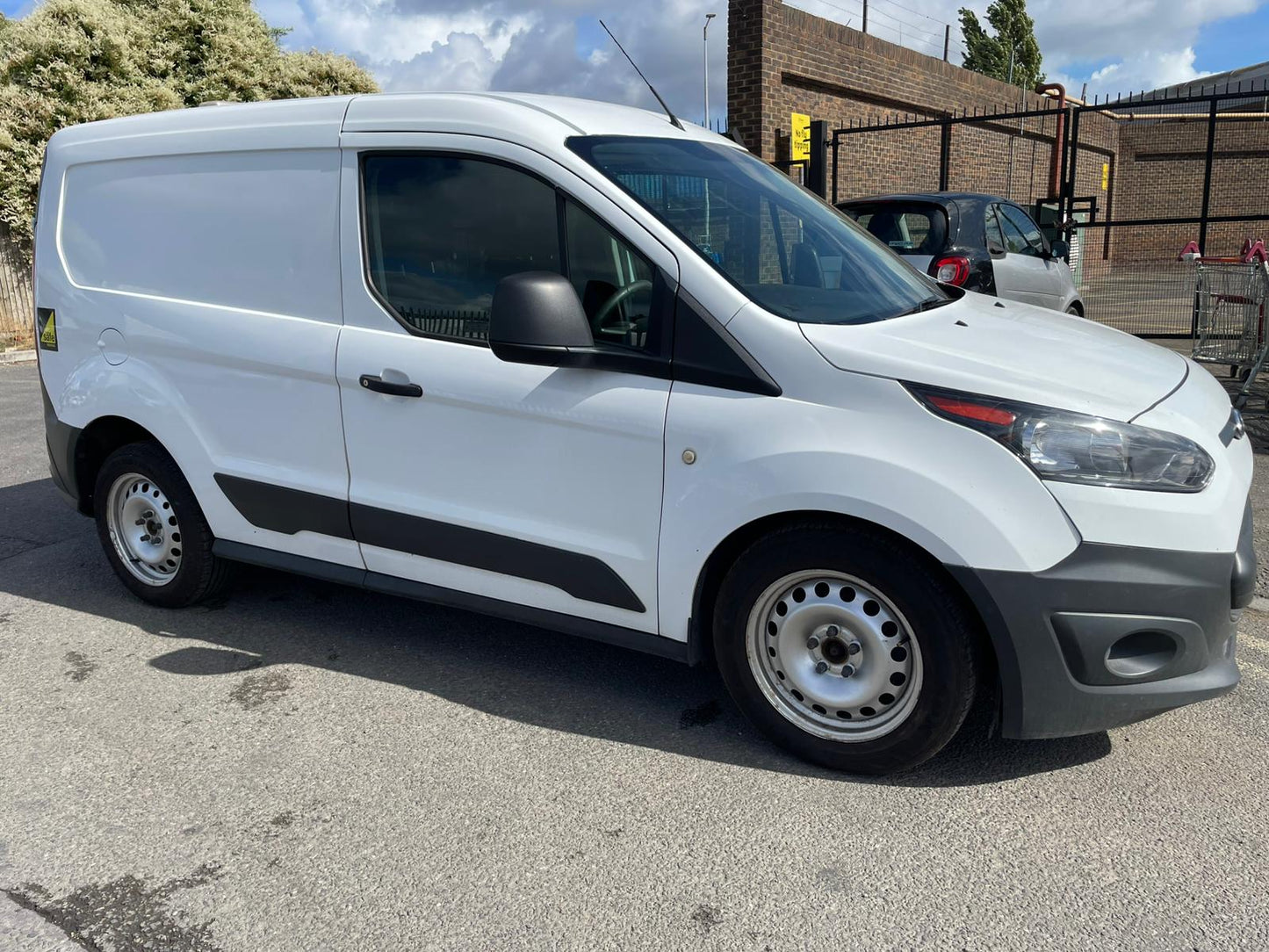 Ford Transit Connect 1.5 TDCi 220 L1 H1 Panel Van – 2017