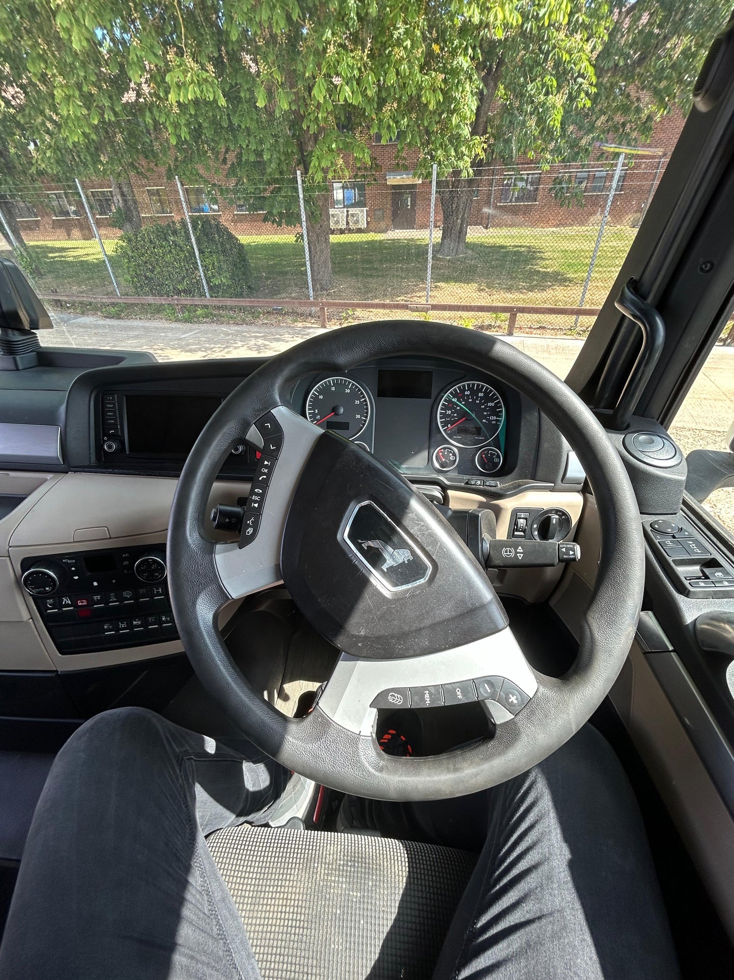 MAN TGX 26.460 Sleeper Cab Tractor Unit – 2018