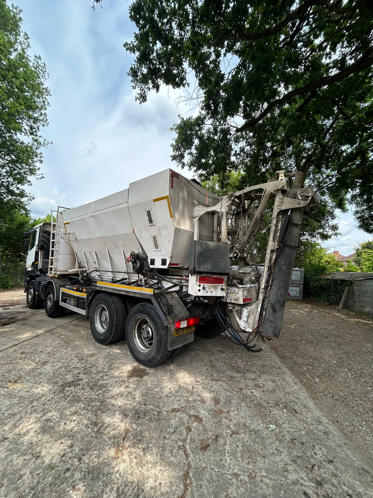 Renault Trucks Range C430 Volumetric Concrete Mixer – 2018