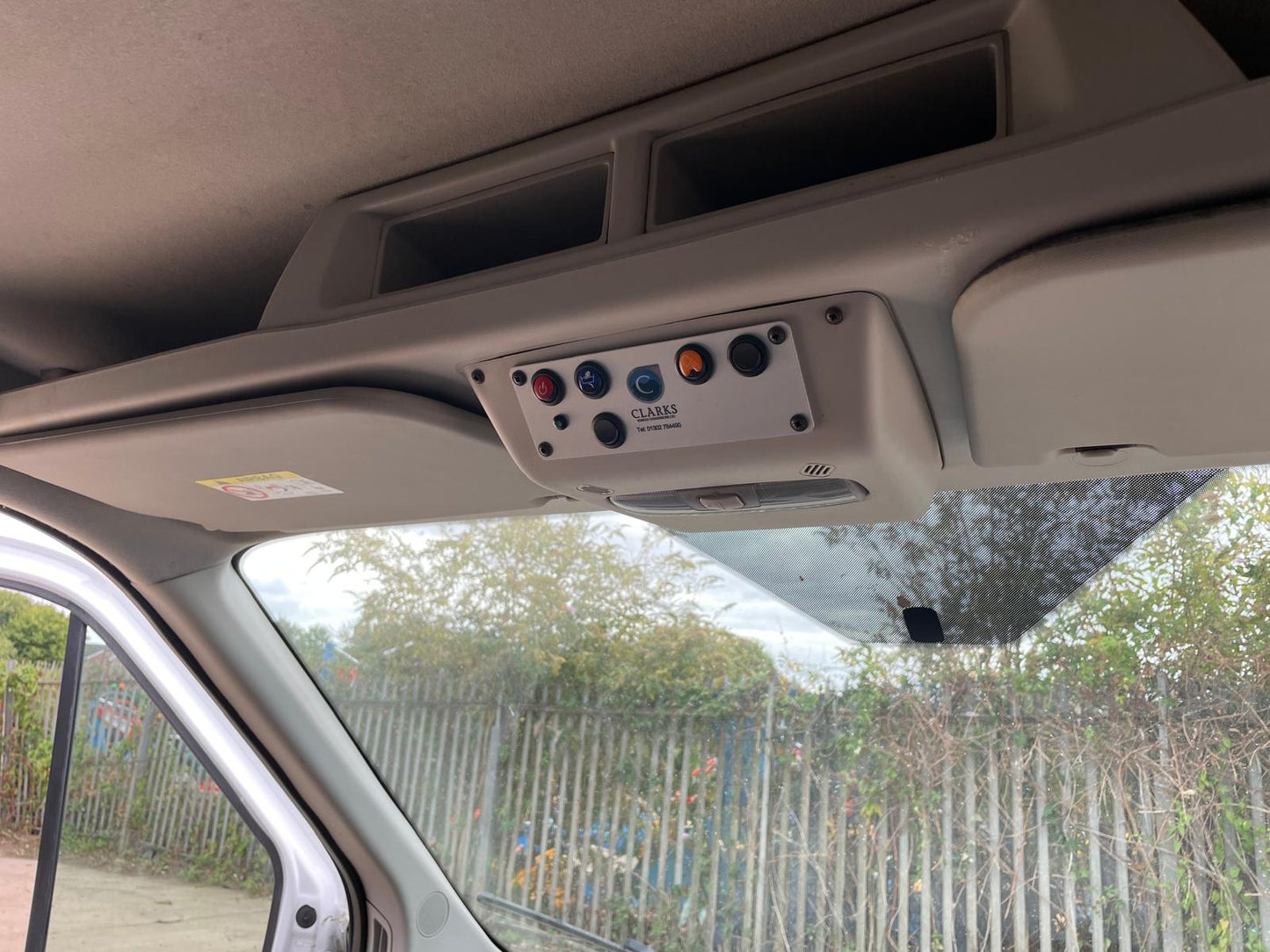 Ford Transit 2.2 TDCi 350 RWD L2 H3 Euro 5 Panel Van – 2015