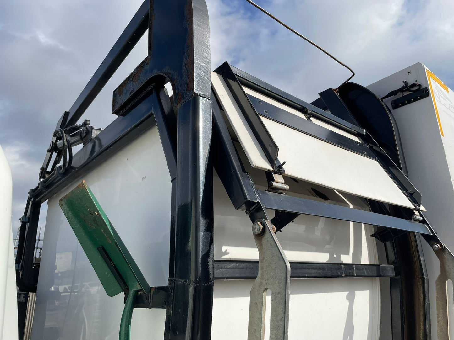 FUSO Canter 7C15 38 Municipal Refuse Compactor Truck – 2019