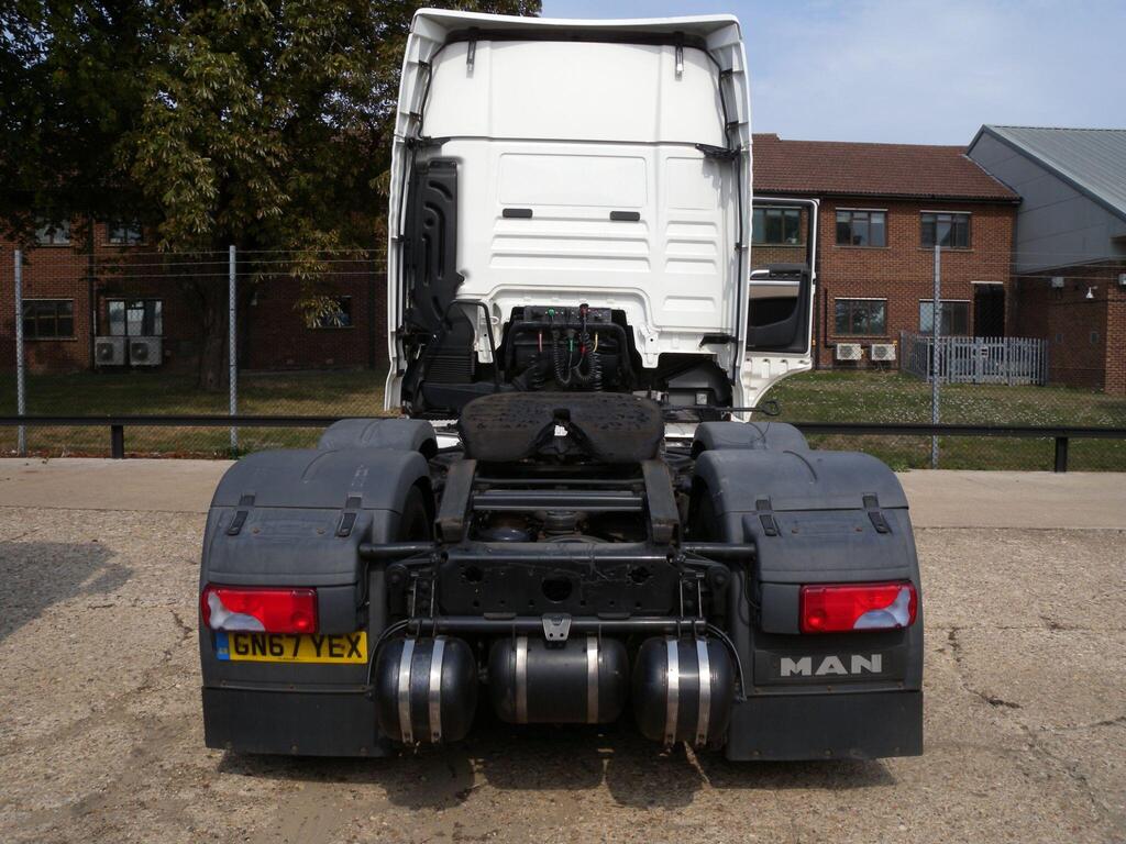 MAN TGX 26.460 Sleeper Cab Tractor Unit – 2018