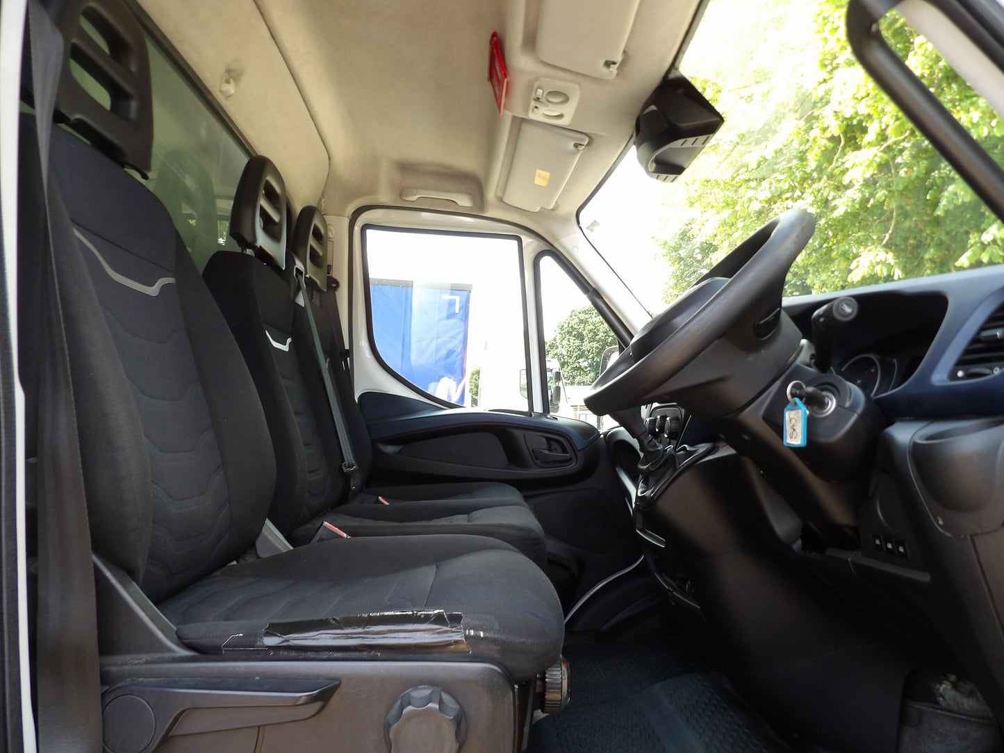 Iveco Daily 3.0D HPI 18V 70C Hi-Matic MWB Chassis Cab – 2020