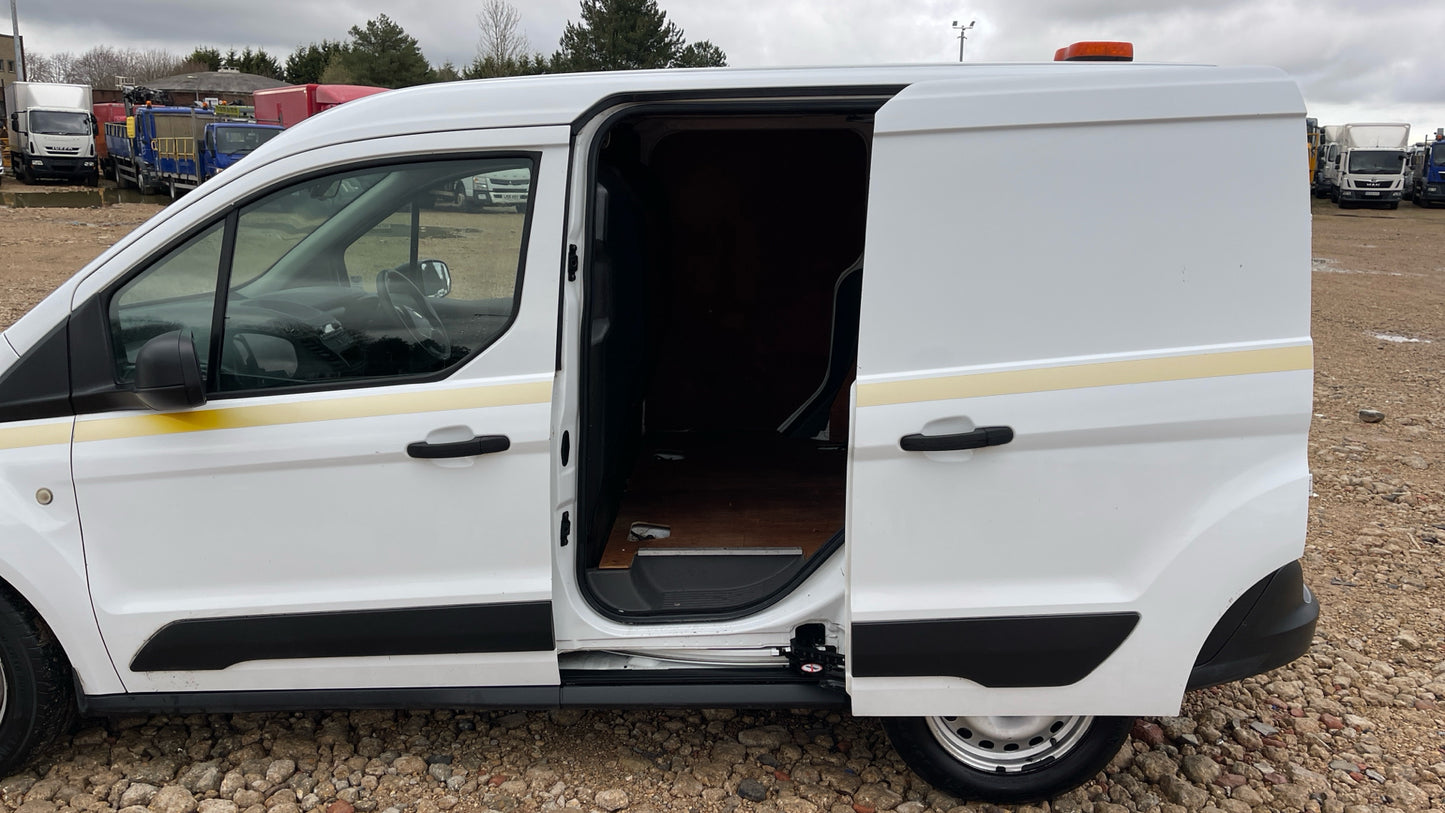 Ford Transit Connect 1.5 220 EcoBlue L1 Panel Van – 2019 (CT19 HLJ)