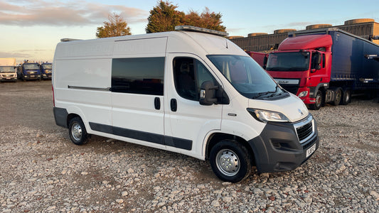 Peugeot Boxer 2.0 BlueHDi 335 L3 H2 Euro 6 Combi Van – 2018 (YJ18 FLP)