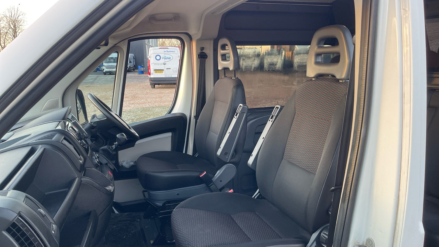 Peugeot Boxer 2.0 BlueHDi 335 L3 H2 Euro 6 Combi Van – 2018 (YJ18 FLP)