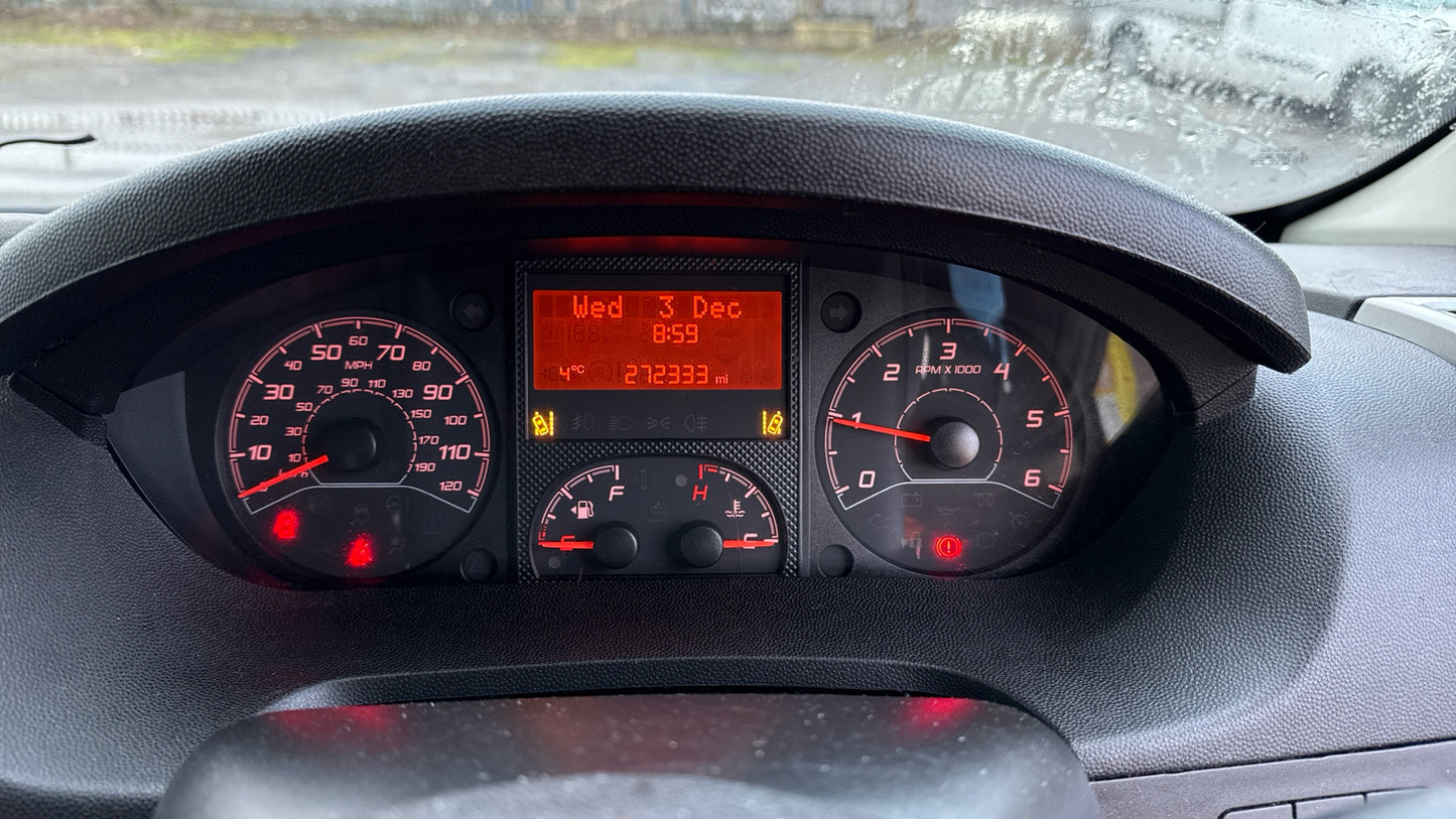 Fiat Ducato 42 MultiJet II Ambulance Decommissioned Van – 2017 (PK66 ECE)