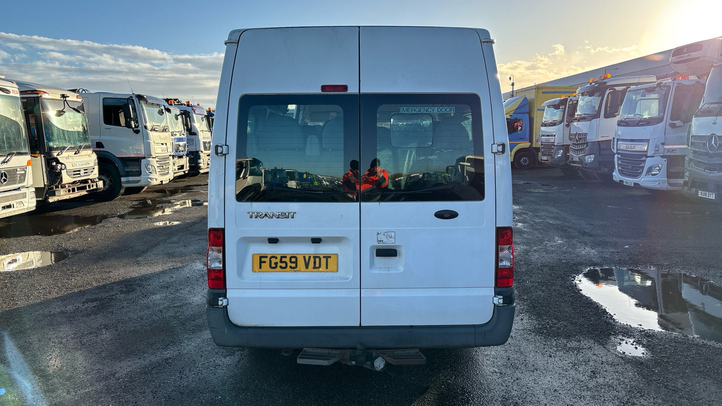 Ford Transit 2.4 TDCi 430 Duratorq RWD L4 H2 Minibus – 2009
