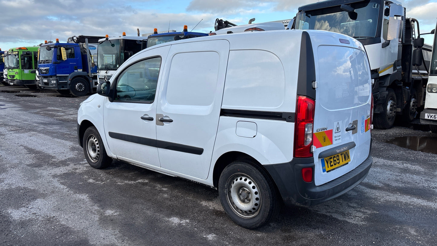 Mercedes-Benz Citan 1.5 109 CDI BlueEfficiency L2 Euro 6 (s/s) Panel Van – 2019 (YE69 TWN)