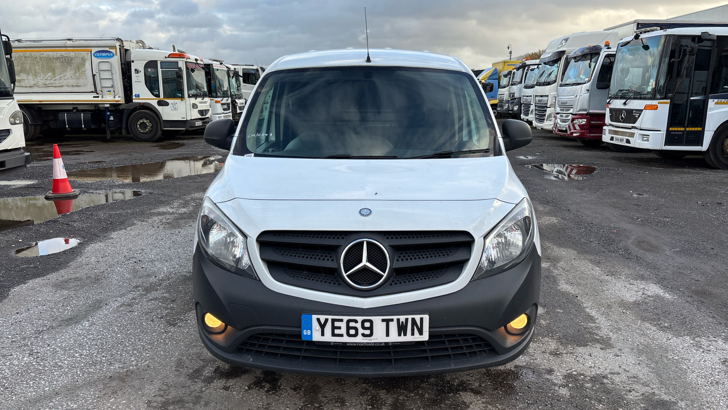 Mercedes-Benz Citan 1.5 109 CDI BlueEfficiency L2 Euro 6 (s/s) Panel Van – 2019 (YE69 TWN)