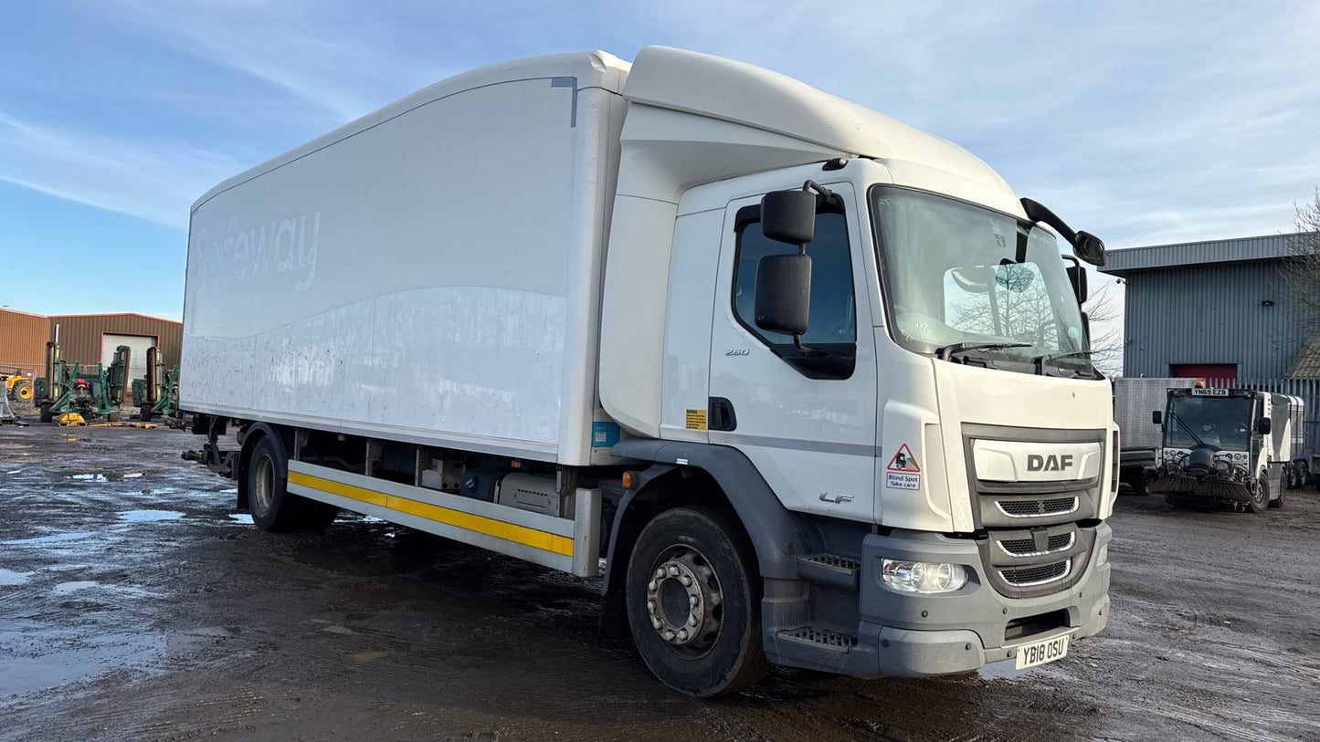 DAF LF 260 Temperature-Controlled Rigid Truck – 2018 (YB18 OSU)