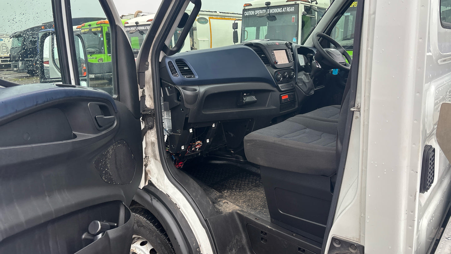 Iveco Daily 72-210 Beavertail – 2018 (FN68 EKO)