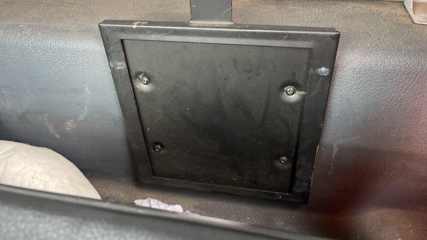 FUSO Canter 7C18 43 Dropside – 2018 (DG68 AXU)