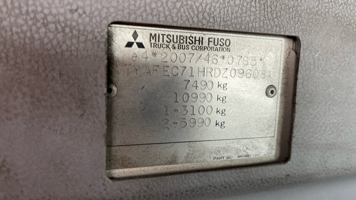 FUSO Canter 7C18 43 Dropside – 2018 (DG68 AXU)