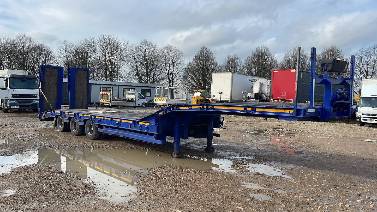 Montracon Machinery Carrier Trailer – 2016