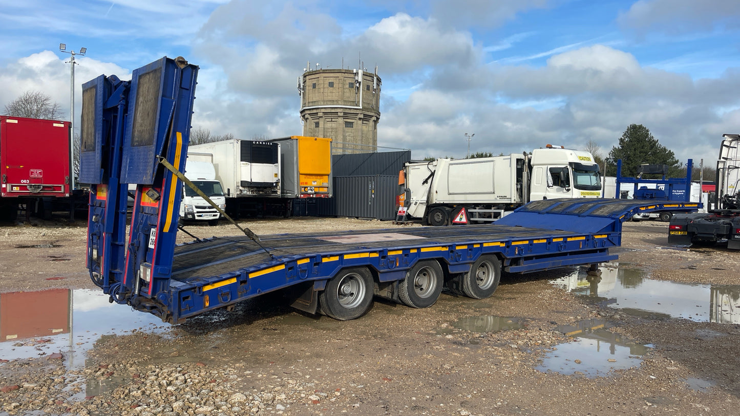 Montracon Machinery Carrier Trailer – 2016