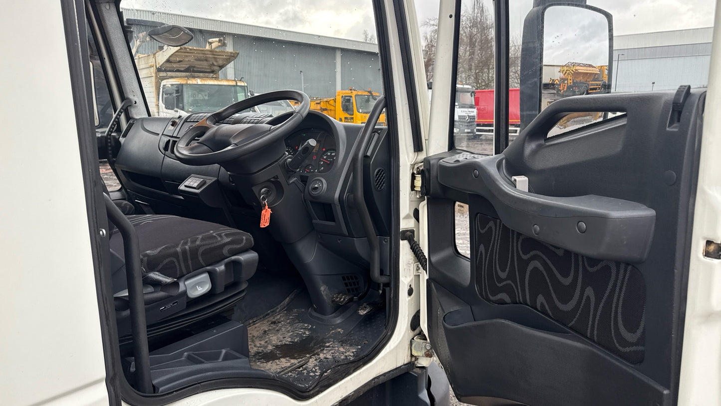Iveco Eurocargo 75E16 Box Truck – 2014 (64 Plate)