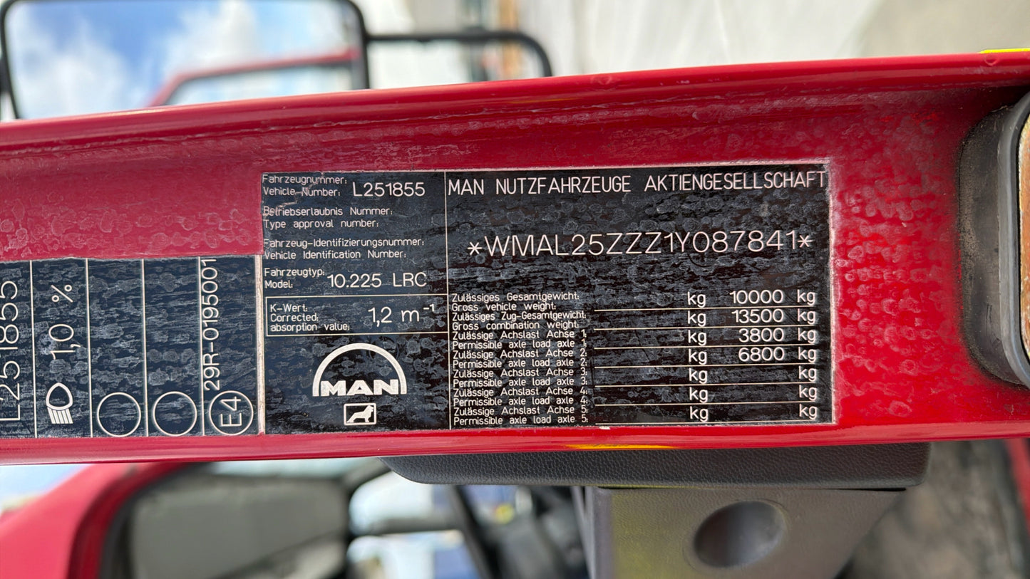MAN 10.225 Fire Engine – 2001 (WA51 OOE) NO PUMP