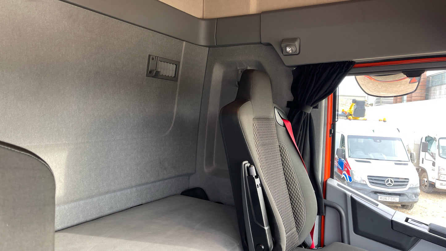 Renault Trucks T 460 Tractor Unit – 2021 (PN21 LMK)