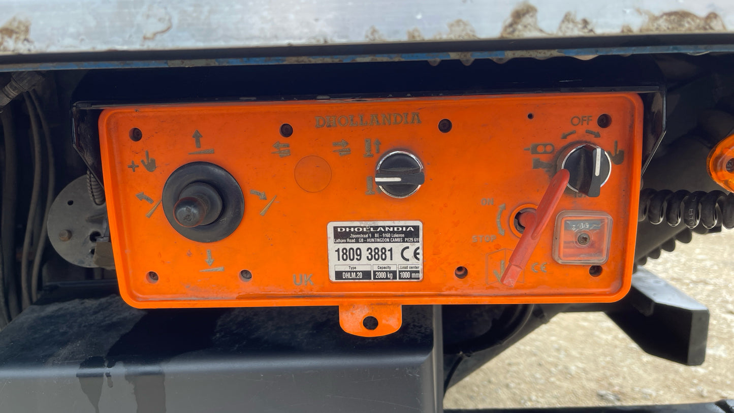 Isuzu Forward N75.190 L Dropside – 2019 (DE19 WUL)