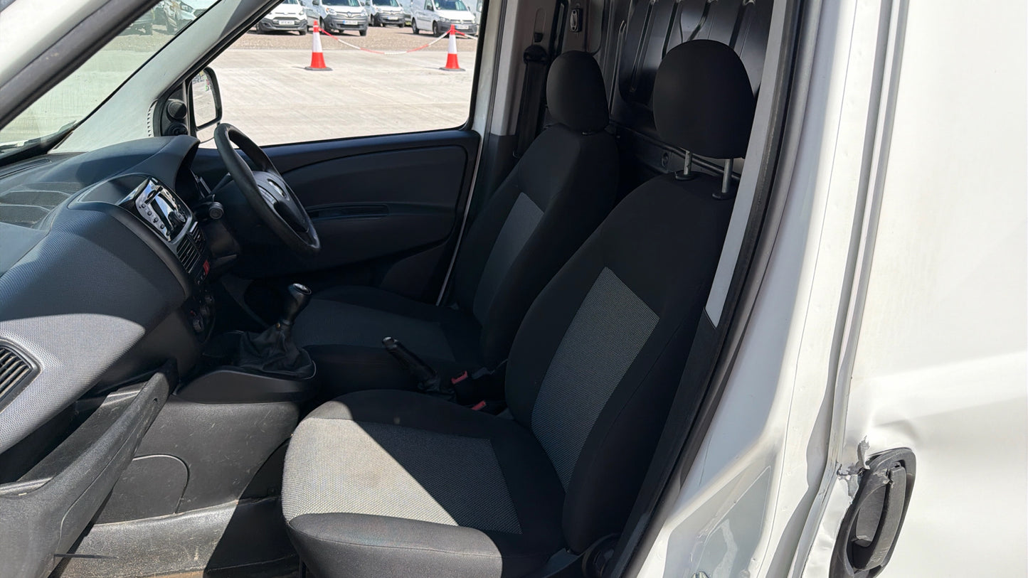 Fiat Doblo 1.3 MultiJetII L1 H1 Euro 6 Panel Van – 2018 (PF18 YFD)