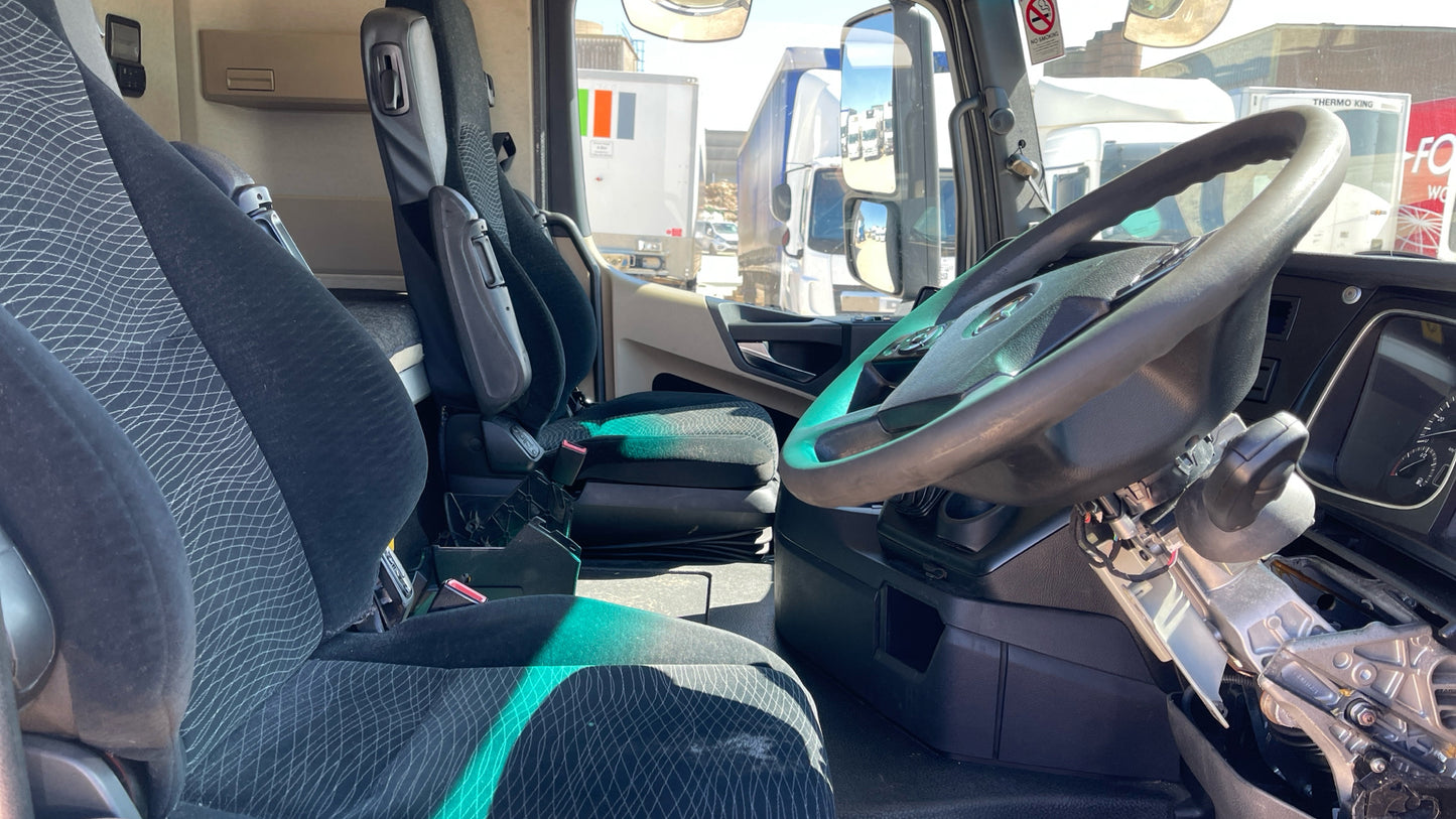 Mercedes-Benz Actros 1840 Low Ride Tractor Unit – 2015 (YJ65 WJF)
