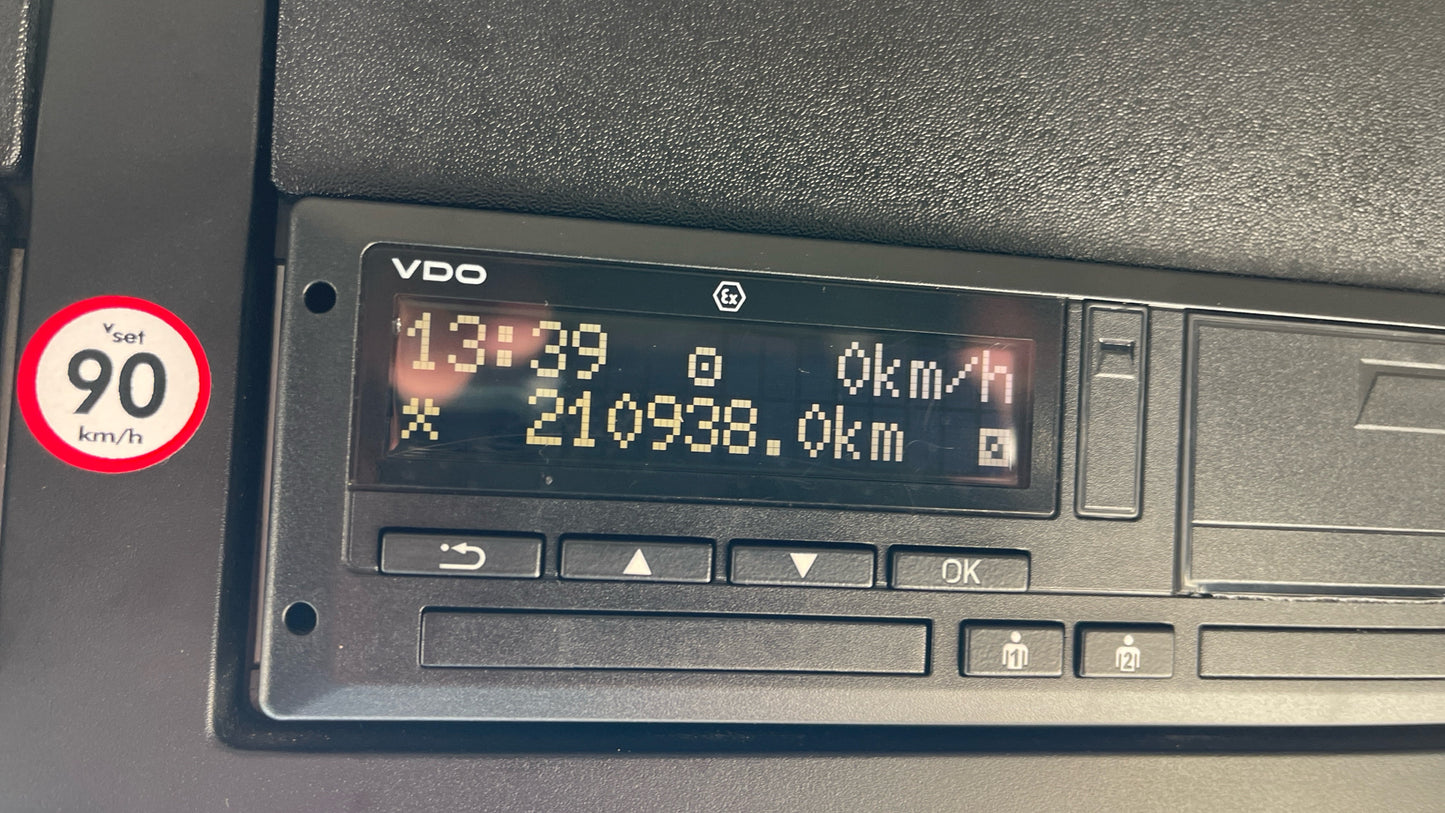Mercedes-Benz Actros 1840 Low Ride Tractor Unit – 2015 (YJ65 WFF)