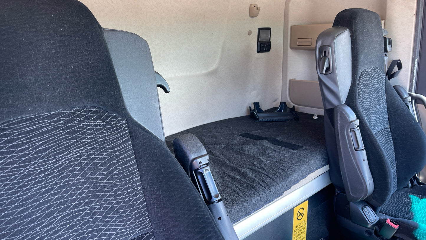 Mercedes-Benz Actros 1840 Low Ride Tractor Unit – 2015 (YJ65 WJF)