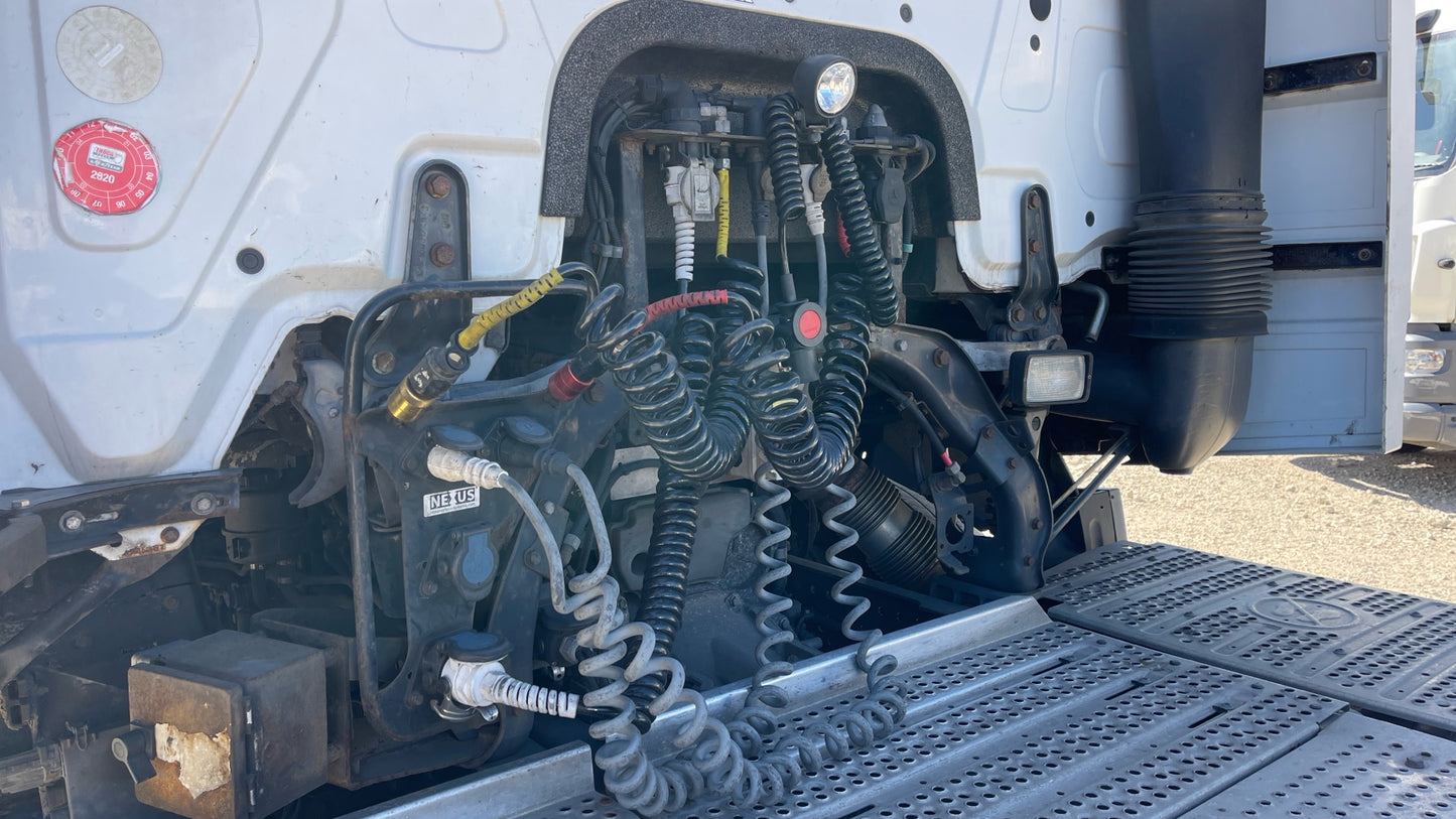 Mercedes-Benz Actros 1840 Low Ride Tractor Unit – 2015 (YJ65 WFF)