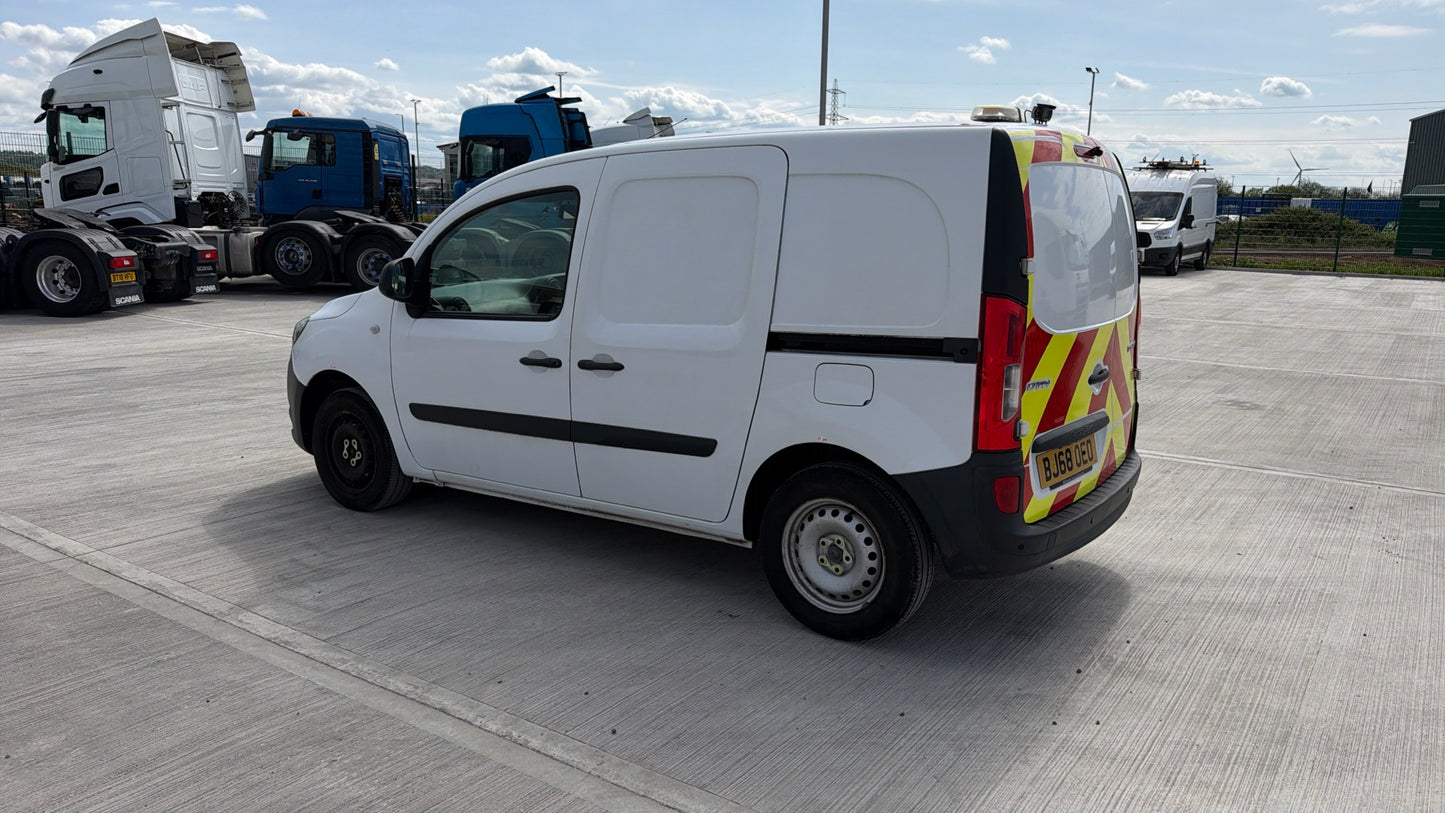 Mercedes-Benz Citan 1.5 109 CDI BlueEfficiency L2 Euro 6 (s/s) Panel Van – 2018 (BJ68 OEO)